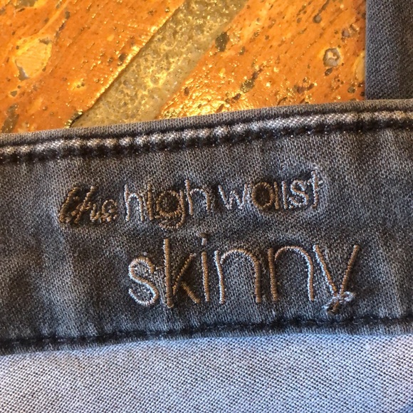 7 for all mankind SLIM ILLUSION LUXE HIGH WAIST SKINNY IN BLACK - Picture 4 of 12